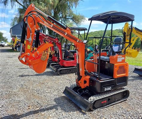 groundhog bh24 mini excavator|groundhog mini excavator reviews.